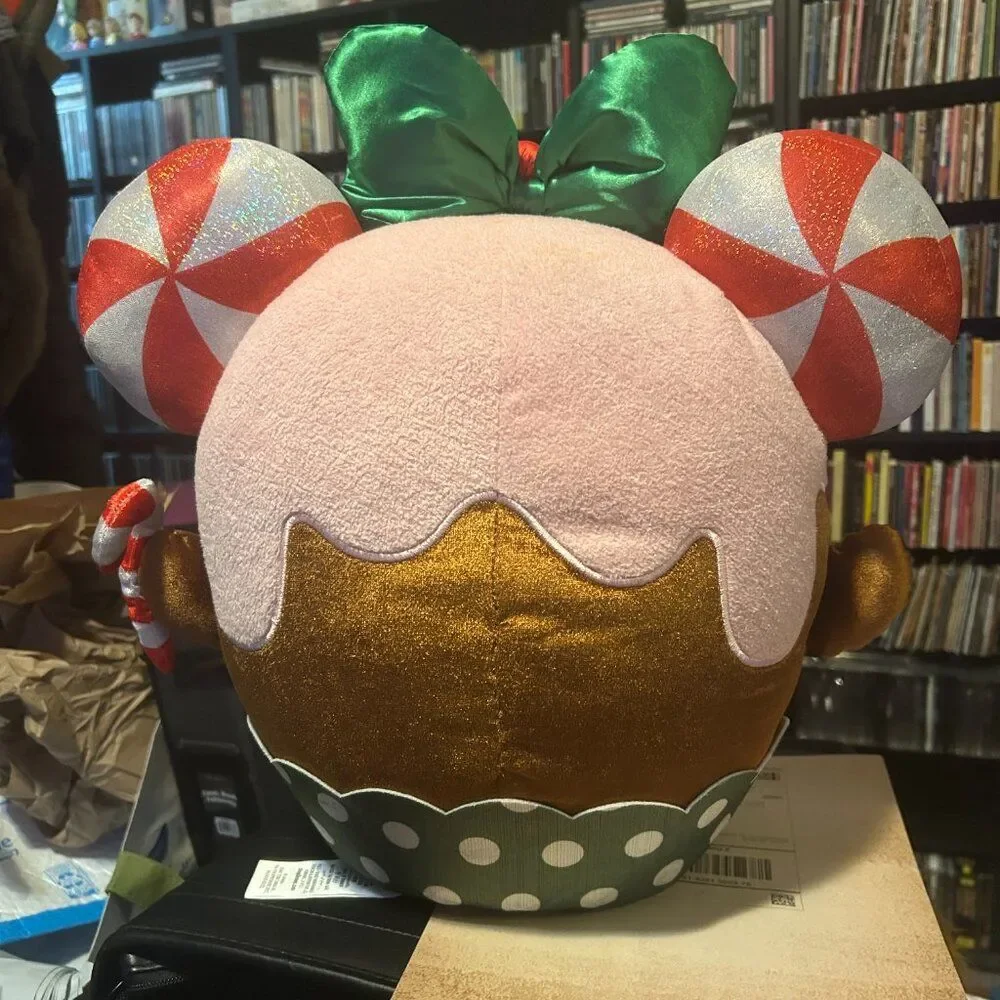 Disney Store Minnie Mouse Peppermint Swirl Cupcake Munchlings Plush Excellent